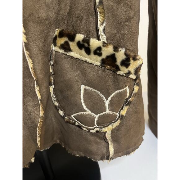 Iz Byer California Reversible Women’s Cheetah Print Jacket Size 7/8 - Picture 4 of 11